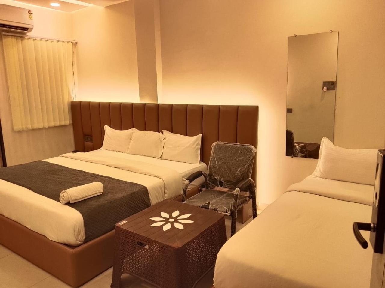 Hotel Vilaasitaa Vijay Nagar Indaur Kültér fotó